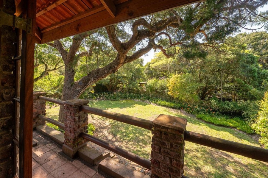 To Let 4 Bedroom Property for Rent in Brenton On Lake Western Cape